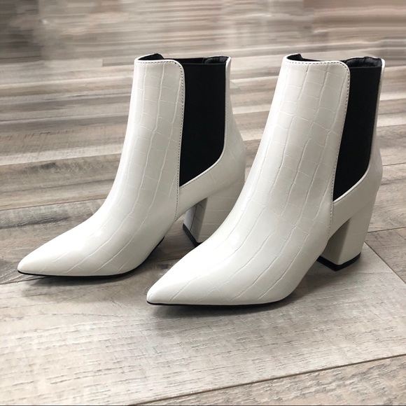 Shoes - DISCOUNTED Selena Boots Shoes - DISCOUNTED Selena Boots